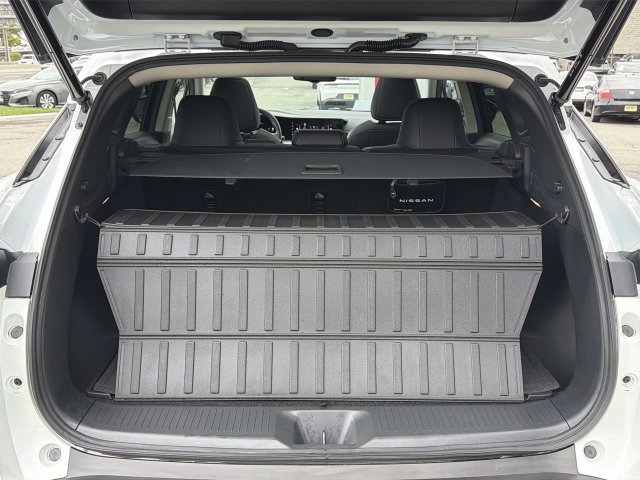 Certified 2025 Nissan Murano SL w/ Cargo Package AWD/4WD image 28
