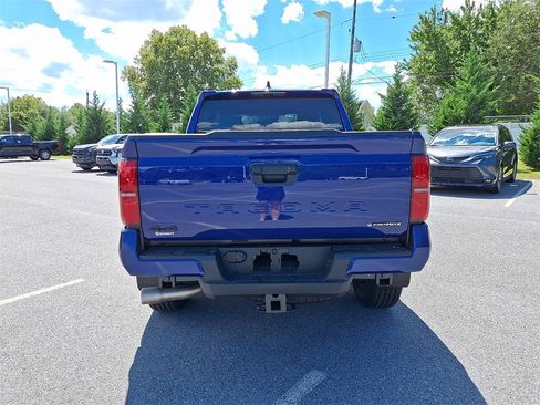 New 2025 Toyota Tacoma TRD Off-Road image 4