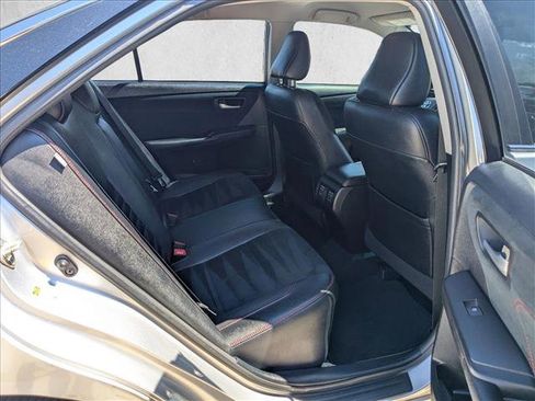 Used 2017 Toyota Camry XSE image 17