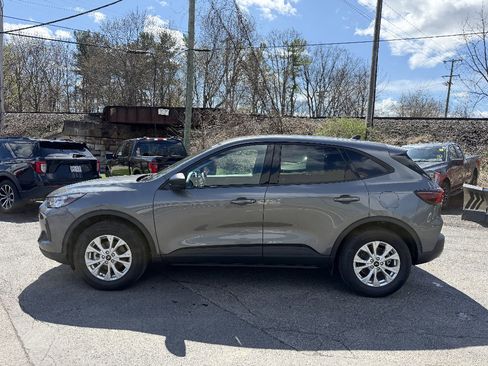 Used 2025 Ford Escape Active w/ Cold Weather Package image 2