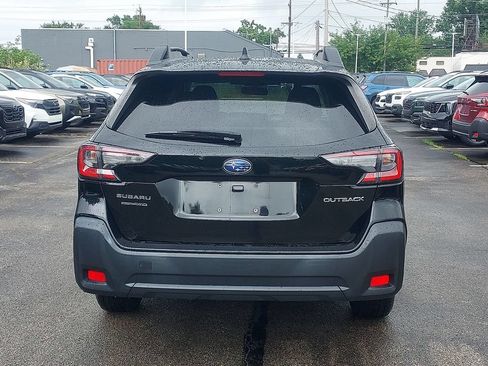 Certified 2023 Subaru Outback Premium AWD/4WD image 8