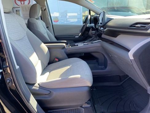 Certified 2024 Toyota Sienna LE image 16