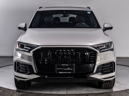 Used 2023 Audi Q7 2.0T Premium Plus w/ Premium Plus Package AWD/4WD image 8