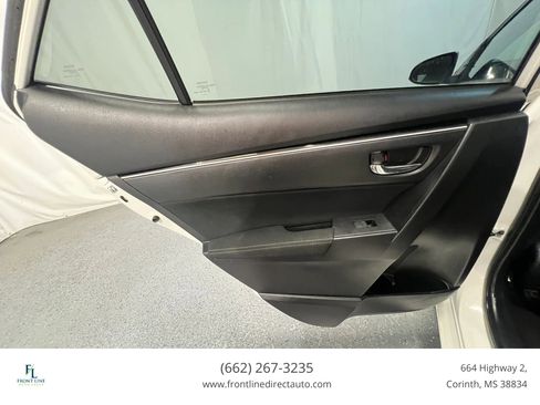 Used 2018 Toyota Corolla LE FWD image 20