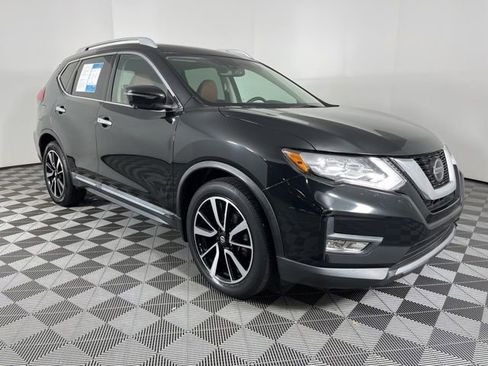 Used 2019 Nissan Rogue SL w/ Premium Package FWD image 3