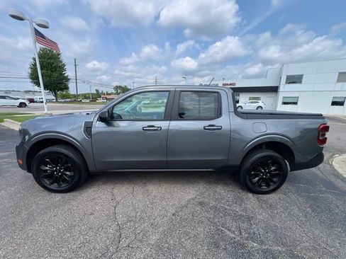 Used 2024 Ford Maverick Lariat w/ Black Appearance Package FWD image 8