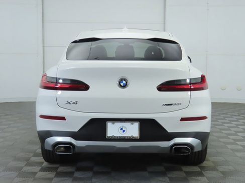 Certified 2025 BMW X4 xDrive30i image 6