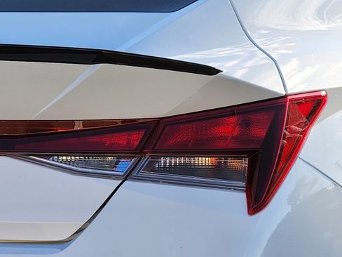 New 2025 Hyundai Elantra Sport image 12