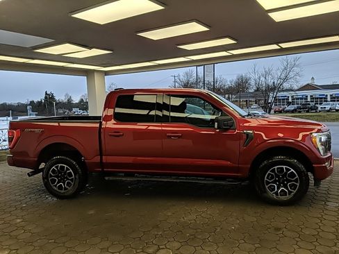 Used 2022 Ford F150 XLT w/ Equipment Group 302A High image 4