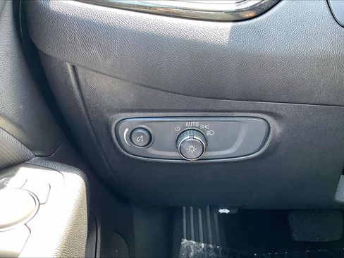 Used 2024 Chevrolet Equinox RS FWD image 62