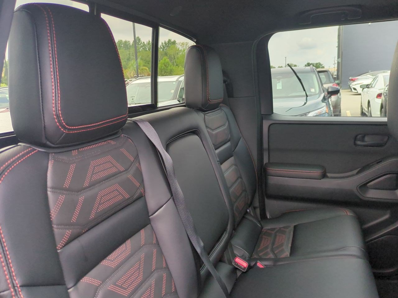 New 2026 Nissan Frontier PRO-4X w/ Pro Premium Package AWD/4WD image 37
