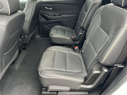 Certified 2023 Chevrolet Traverse Premier w/ Redline Edition image 24