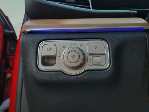 Used 2023 Mercedes-Benz GLE 350 image 18