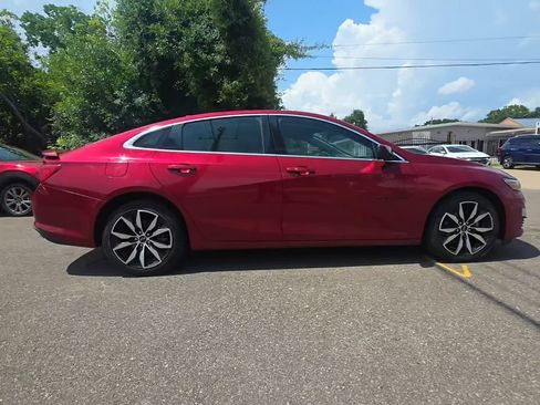 Used 2021 Chevrolet Malibu RS FWD image 4