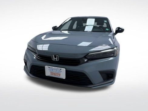 Used 2023 Honda Civic Sport image 3