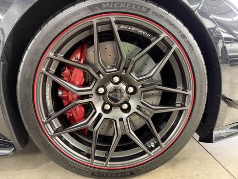 Used 2023 Chevrolet Corvette Z06 RWD image 10