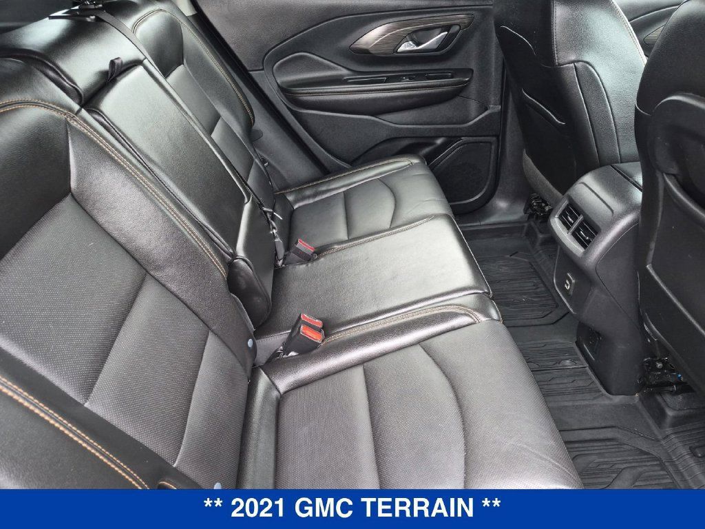 Used 2021 GMC Terrain SLT w/ Infotainment Package II AWD/4WD image 31