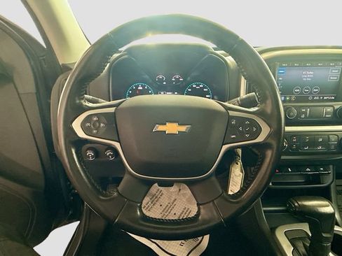 Used 2021 Chevrolet Colorado LT w/ LT Convenience Package AWD/4WD image 12