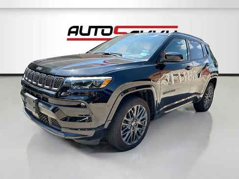 Used 2023 Jeep Compass High Altitude AWD/4WD image 3