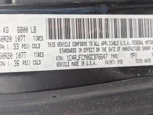 Used 2016 Jeep Grand Cherokee High Altitude AWD/4WD image 12