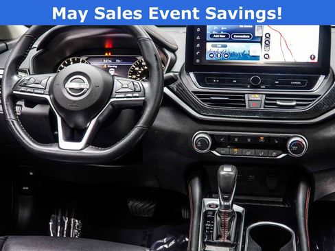 Used 2024 Nissan Altima 2.5 SR w/ SR Premium Package AWD/4WD image 16