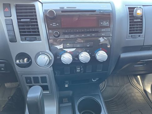 Used 2013 Toyota Tundra 2WD CrewMax w/ SR5 Pkg image 4