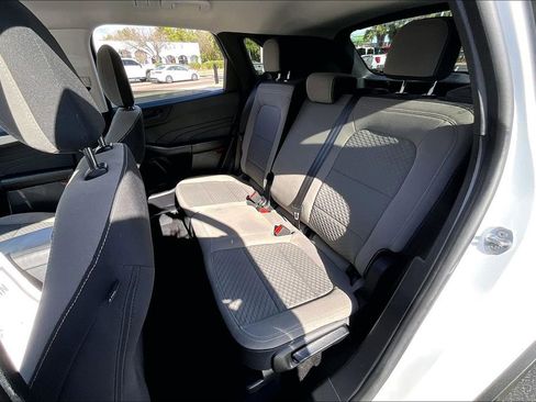 Used 2022 Ford Escape SE w/ Cold Weather Package image 20