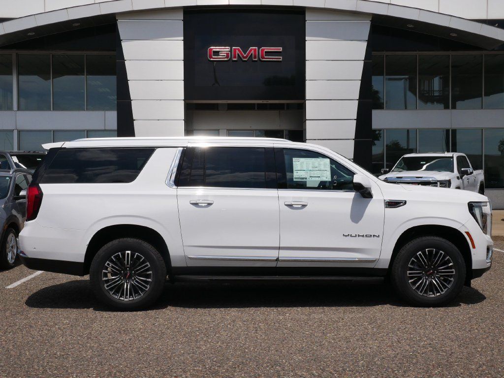 New 2026 GMC Yukon XL Elevation w/ Elevation Premium Package AWD/4WD image 2
