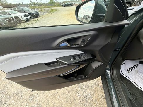 New 2026 Chevrolet Trax LT image 19