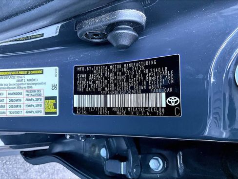 Certified 2025 Toyota Corolla LE FWD image 34