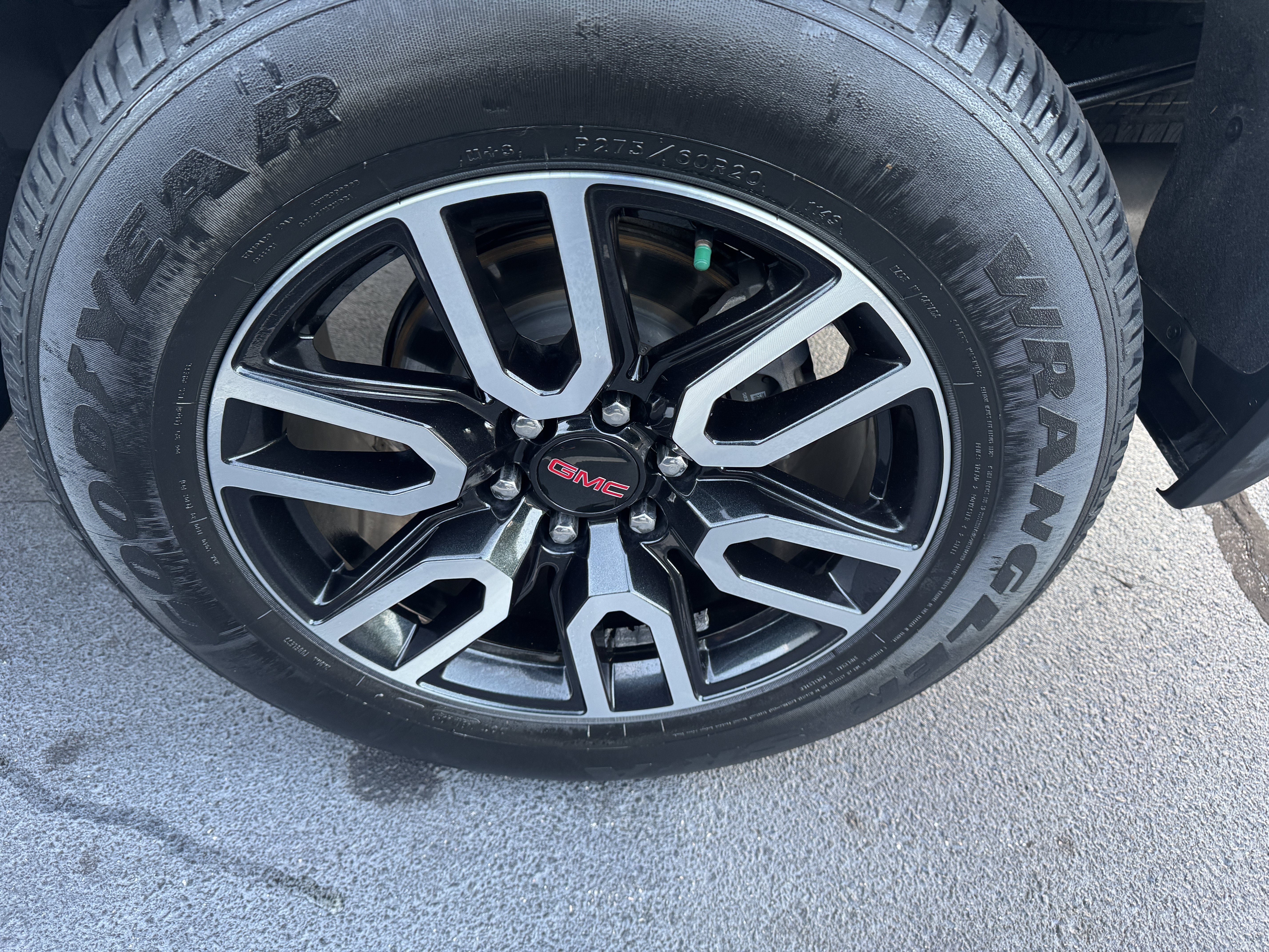 Used 2020 GMC Sierra 1500 AT4 w/ AT4 Premium Package AWD/4WD image 30