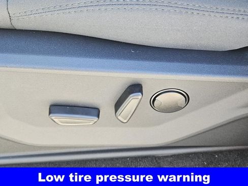 New 2025 Ford Expedition Active image 23