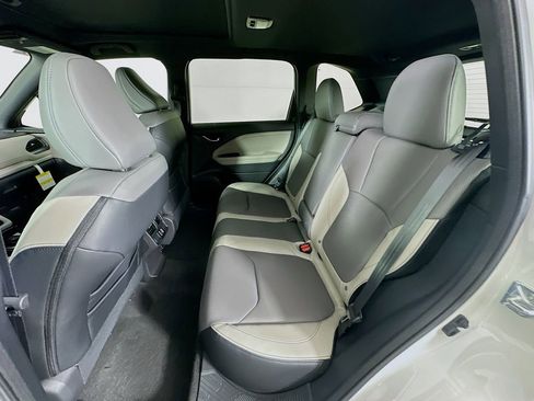 New 2026 Subaru Forester Limited image 31