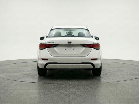 Used 2025 Nissan Sentra SV image 7