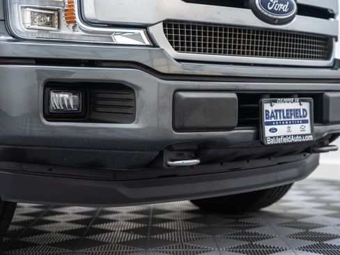 Used 2019 Ford F150 Platinum w/ Equipment Group 701A Luxury AWD/4WD image 14
