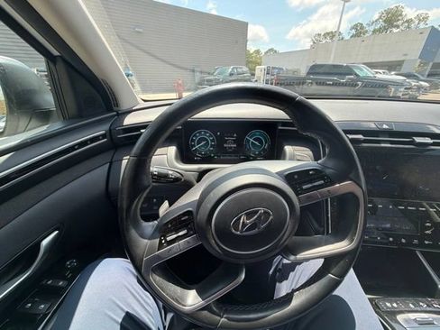 Used 2022 Hyundai Tucson Limited AWD/4WD image 14