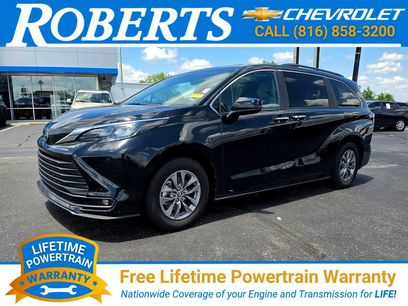 Used 2026 Toyota Sienna XLE