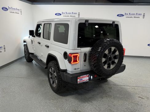Used 2018 Jeep Wrangler Unlimited Sahara w/ Dual Top Group image 30