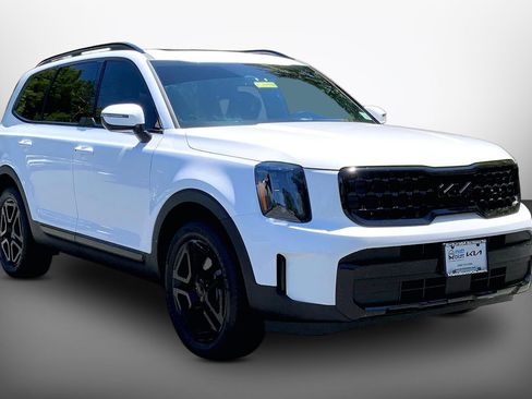 Used 2025 Kia Telluride EX X-Line AWD/4WD image 3