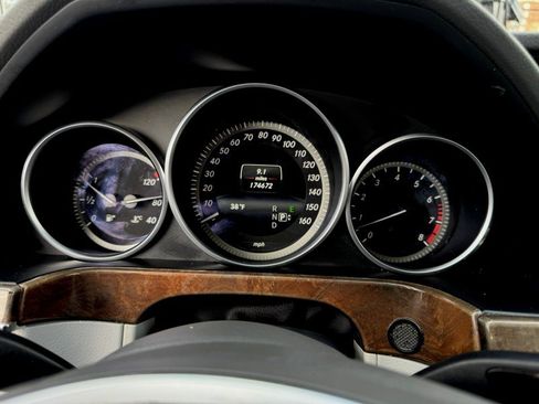 Used 2014 Mercedes-Benz E 350 4MATIC Sedan image 18