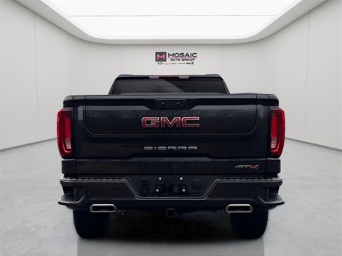 Used 2025 GMC Sierra 1500 AT4 w/ AT4 Premium Package image 6