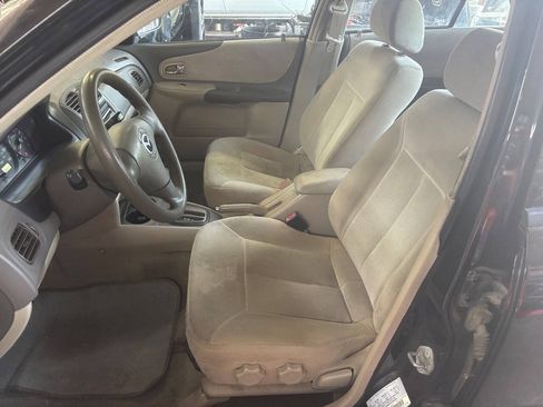 Used 2003 MAZDA Protege FWD image 11