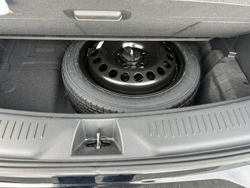 Used 2025 Buick Encore GX Sport Touring w/ Advanced Technology Package image 26