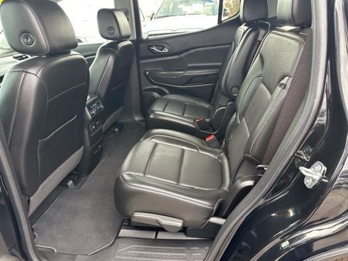 Used 2021 GMC Acadia SLT w/ Elevation Edition image 19