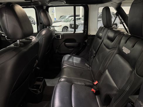 Used 2021 Jeep Wrangler Unlimited Sport image 32