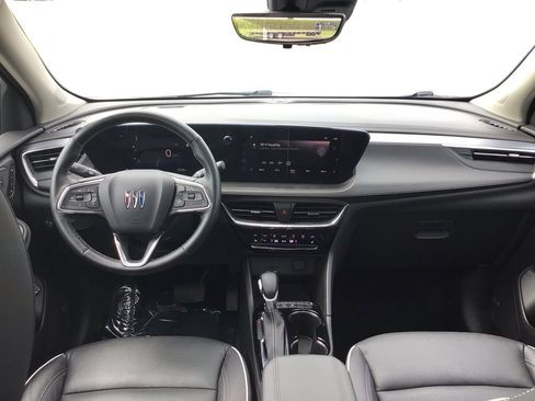 Used 2025 Buick Encore GX Avenir w/ Avenir Technology Package AWD/4WD image 22