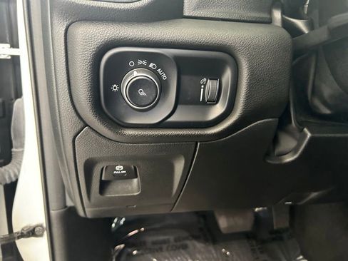 Used 2024 RAM 1500 Laramie RWD image 44