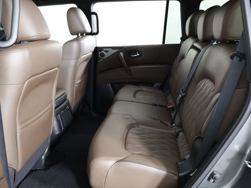 Used 2024 Nissan Armada Platinum AWD/4WD image 40