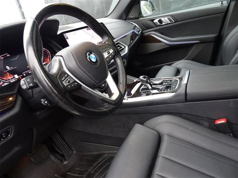 Used 2020 BMW X5 xDrive40i w/ Premium Package image 12