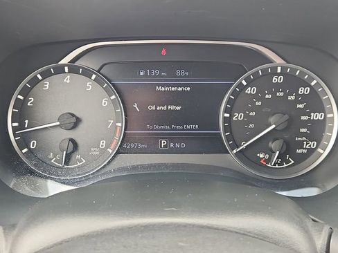 Used 2023 Nissan Frontier SV RWD image 12